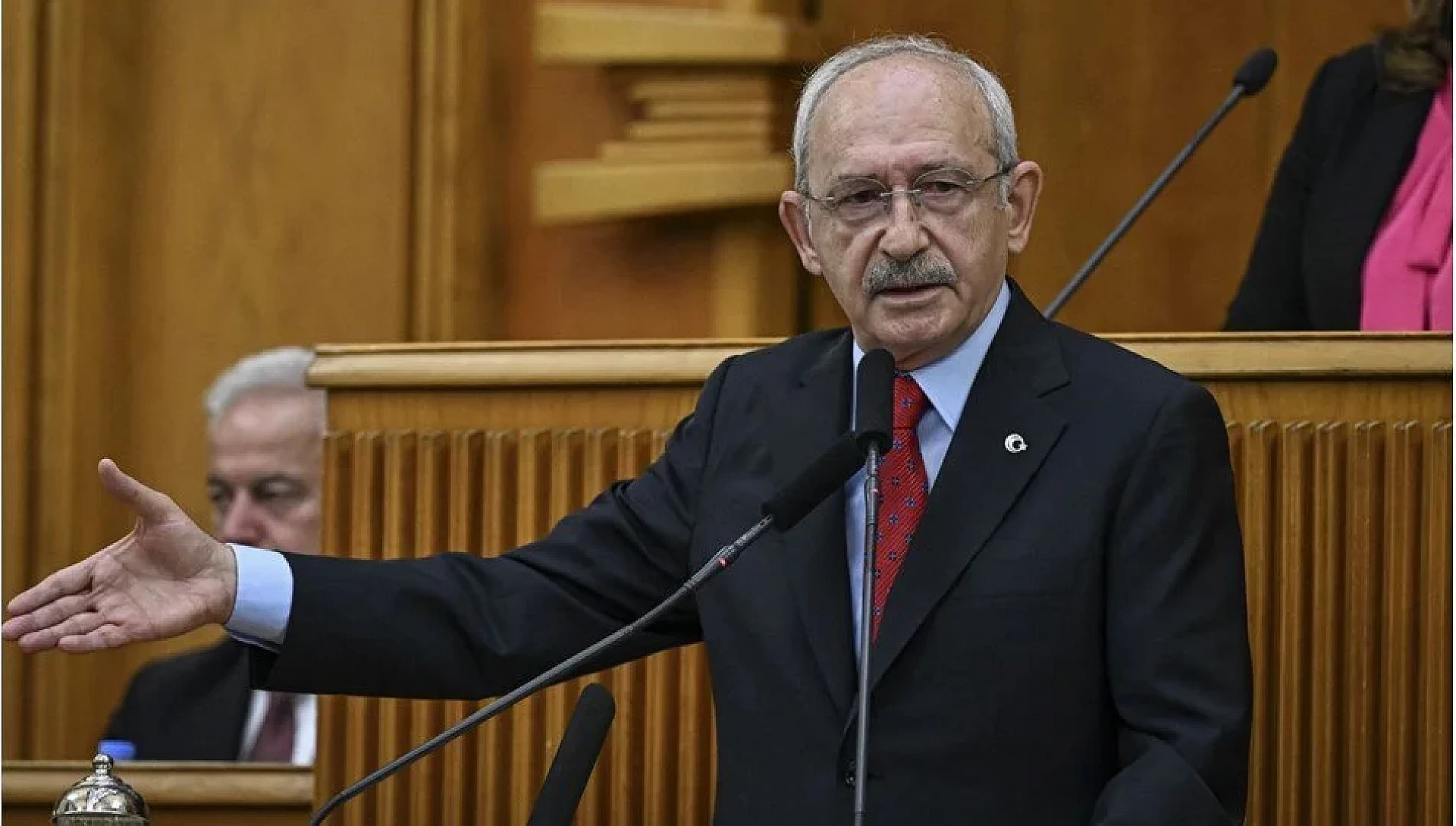 38 milletvekili, Kılıçdaroğlu'na imza vermedi.