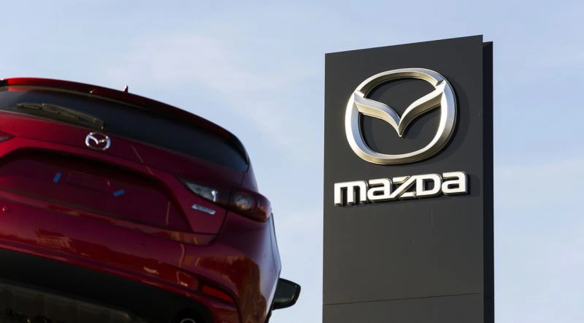 Japon otomobil devi Mazda Türkiye'ye veda etti.