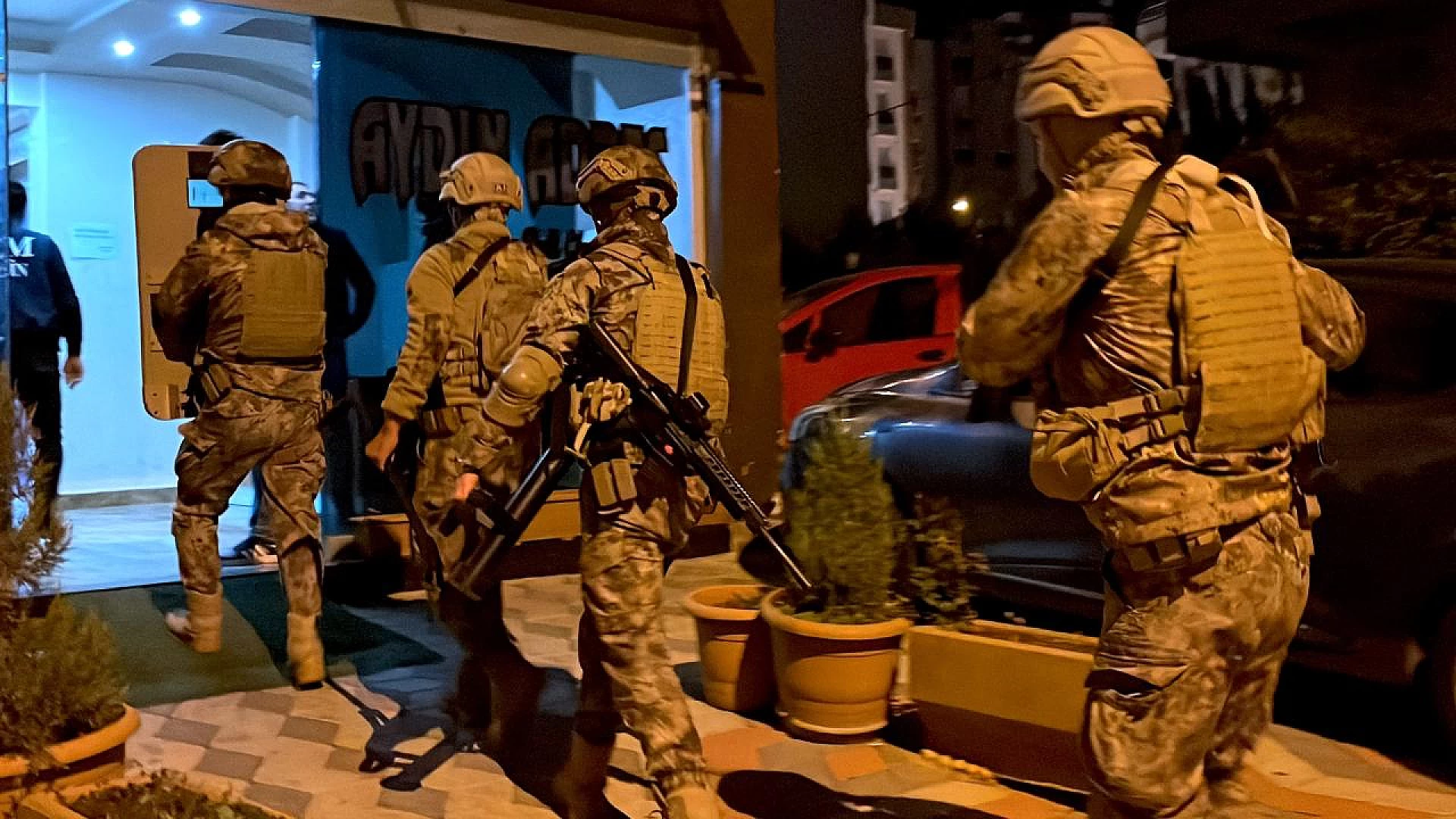 Mersin'de terör örgütlerine yönelik operasyon