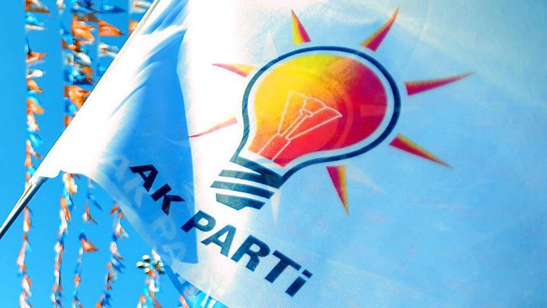 AK Parti İstanbul ve ilçeleri için 251 aday adayı başvurusu aldı