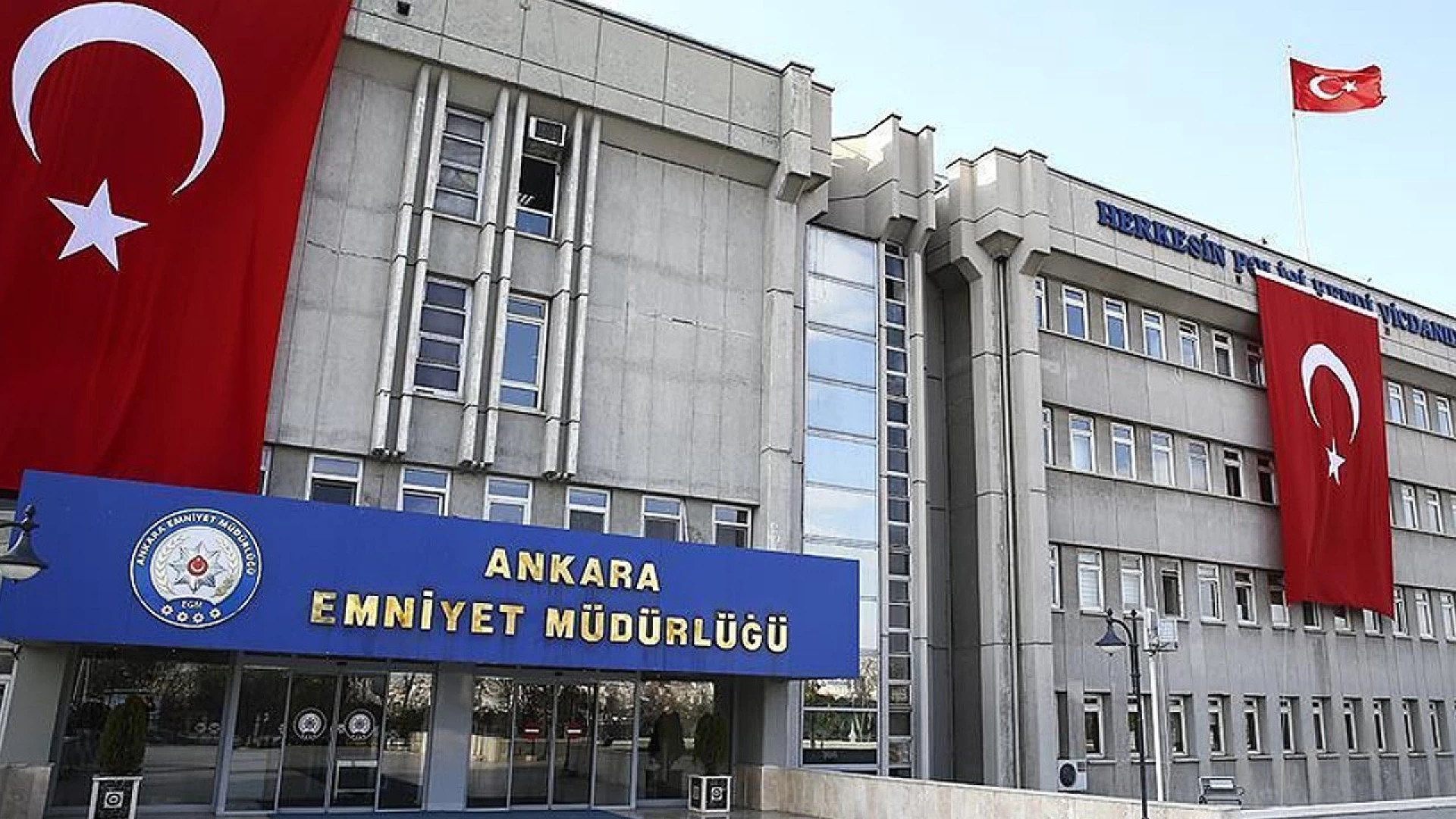 Ankara Kızılay'da şüpheli paket patlatılacak