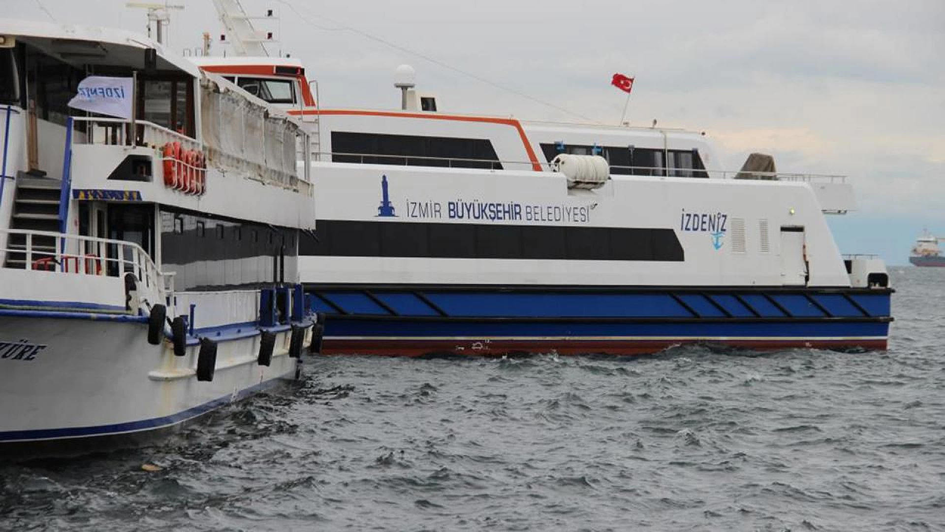 İzmir'de deniz seferleri iptal