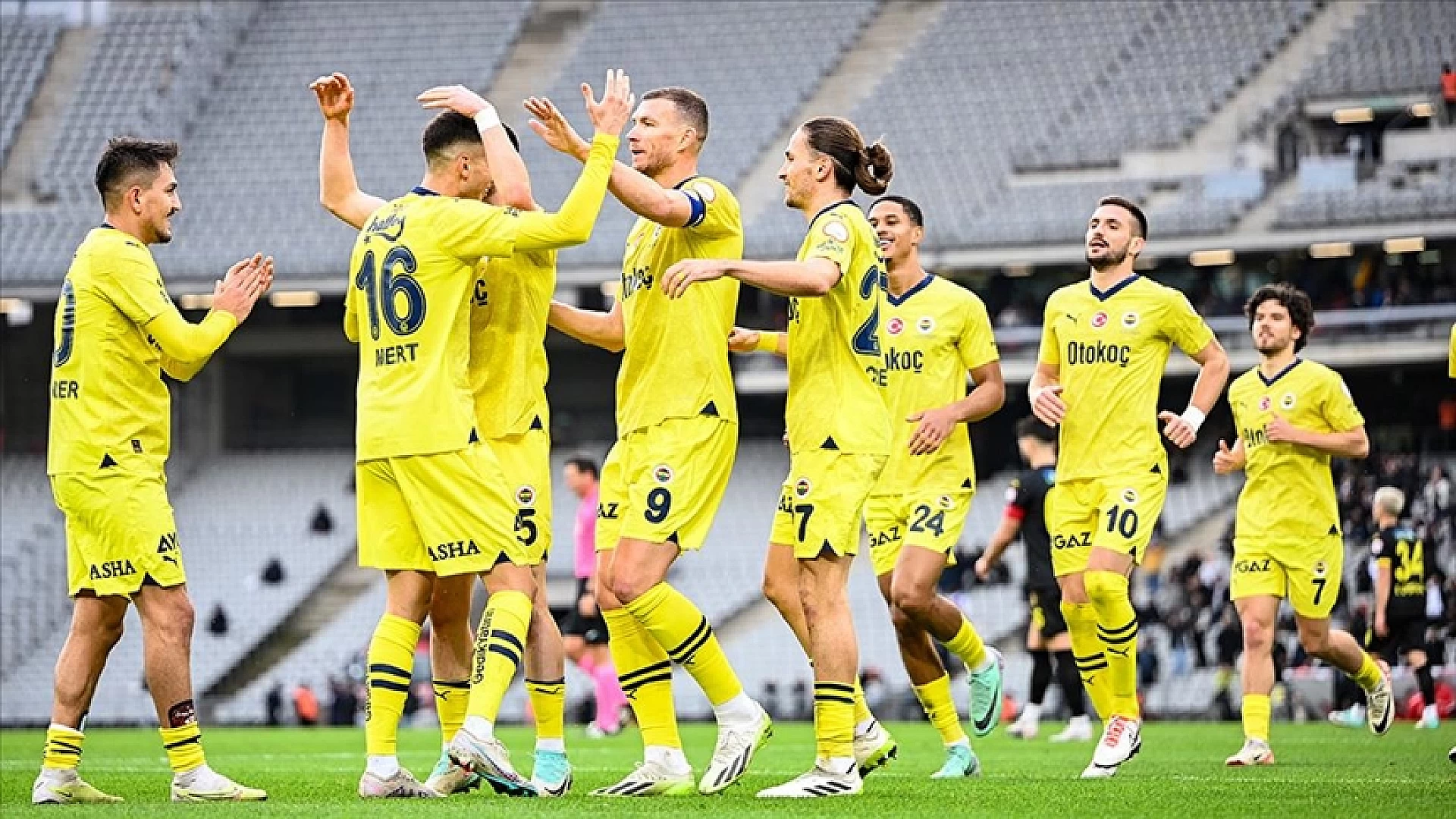 Fenerbahçe İstanbulspor'u 5-1 mağlup etti