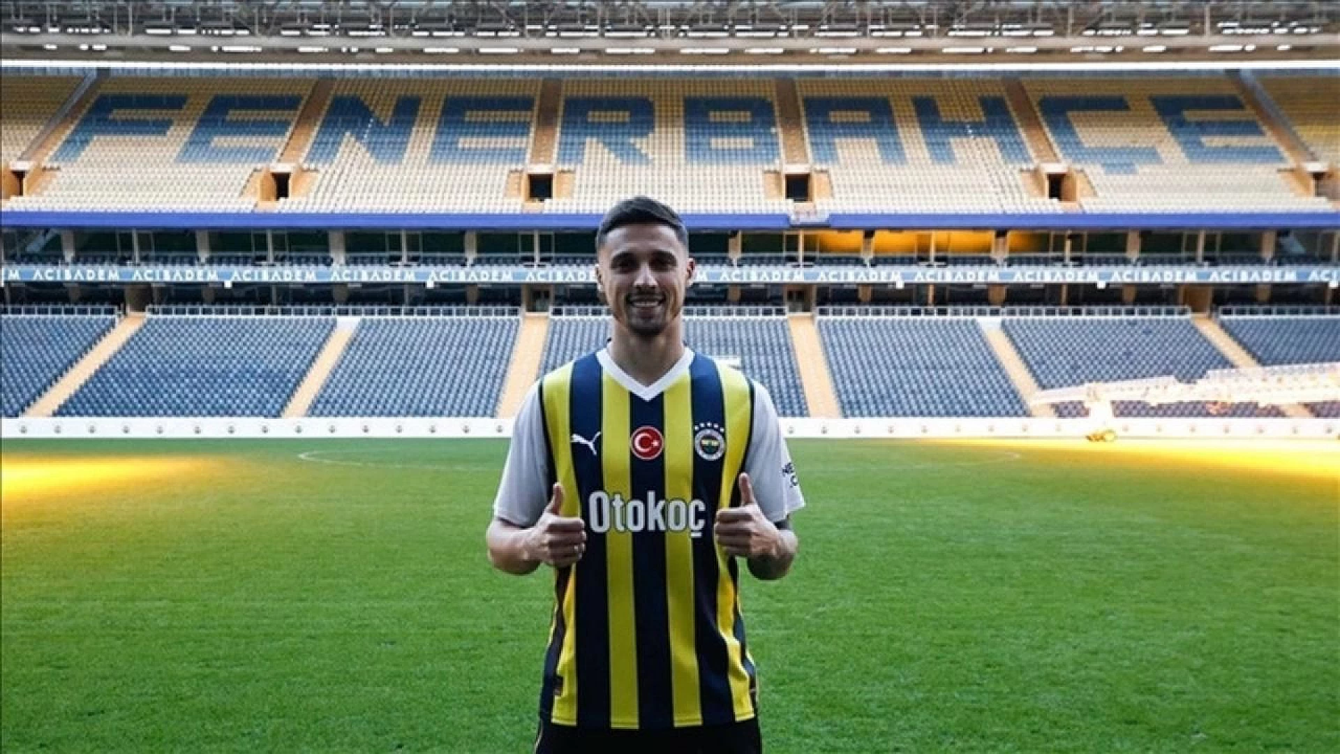 Fenerbahçe beklenen transferi duyurdu