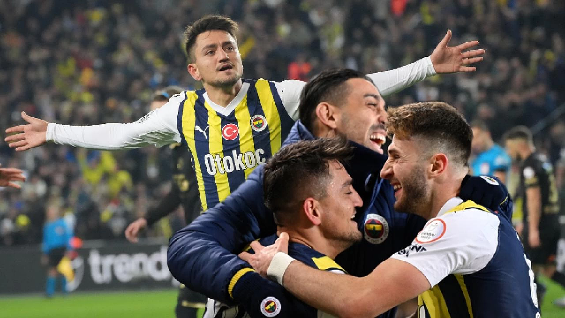 Fenerbahçe liderliğini garantiledi