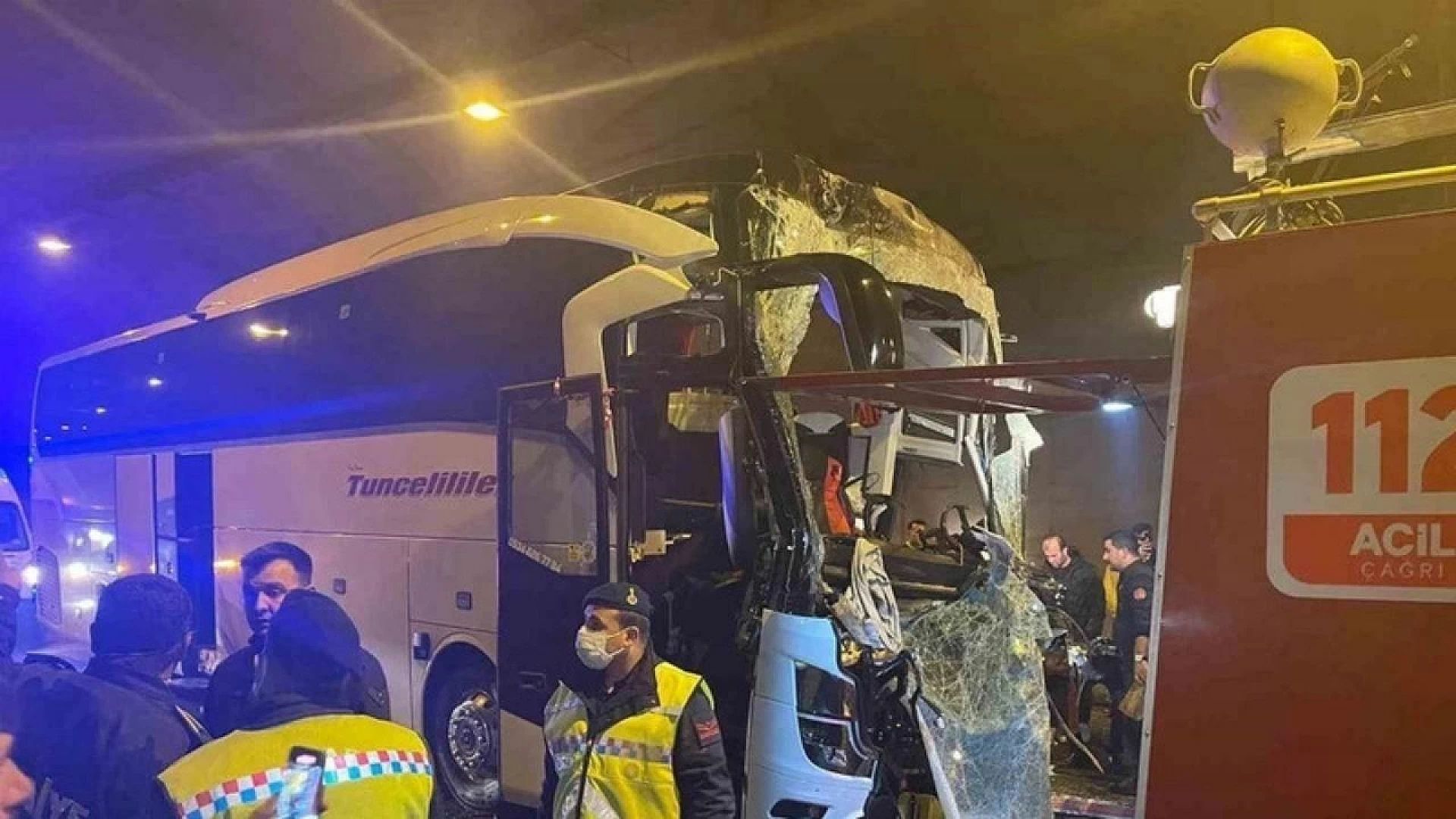 Osmaniye'de tünel içinde otobüs kazası